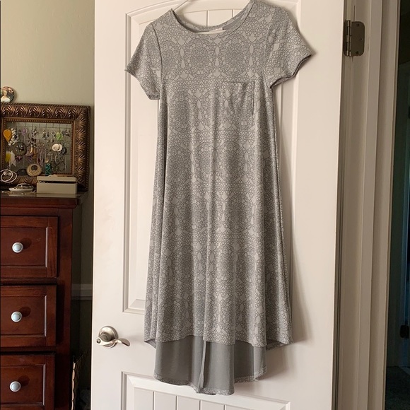 Lularoe Carly - Picture 1 of 2